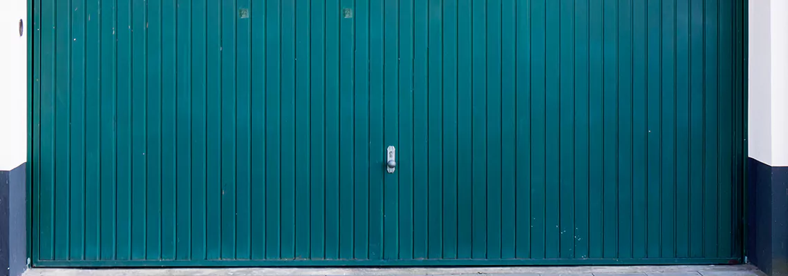 Vinyl Garage Doors Repair Specialists in St Petersburg, FL