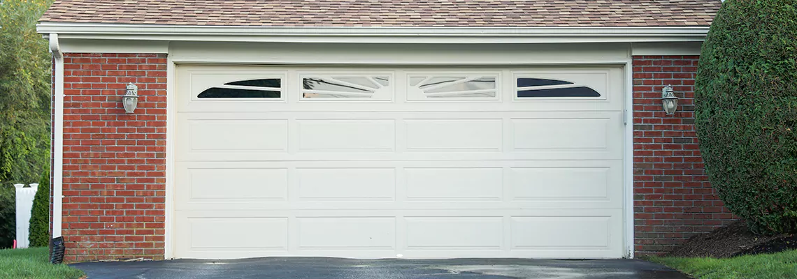 Vinyl Garage Doors Renovation in St Petersburg