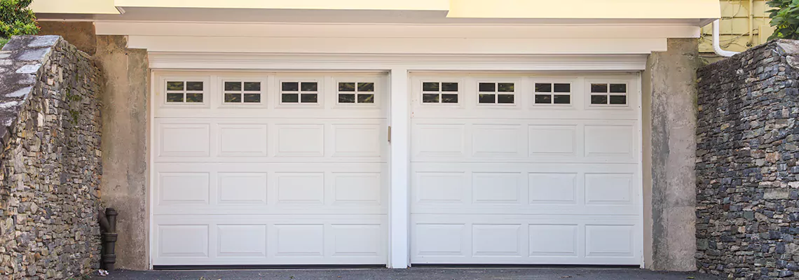 Windsor Wood Garage Doors Installation in St Petersburg